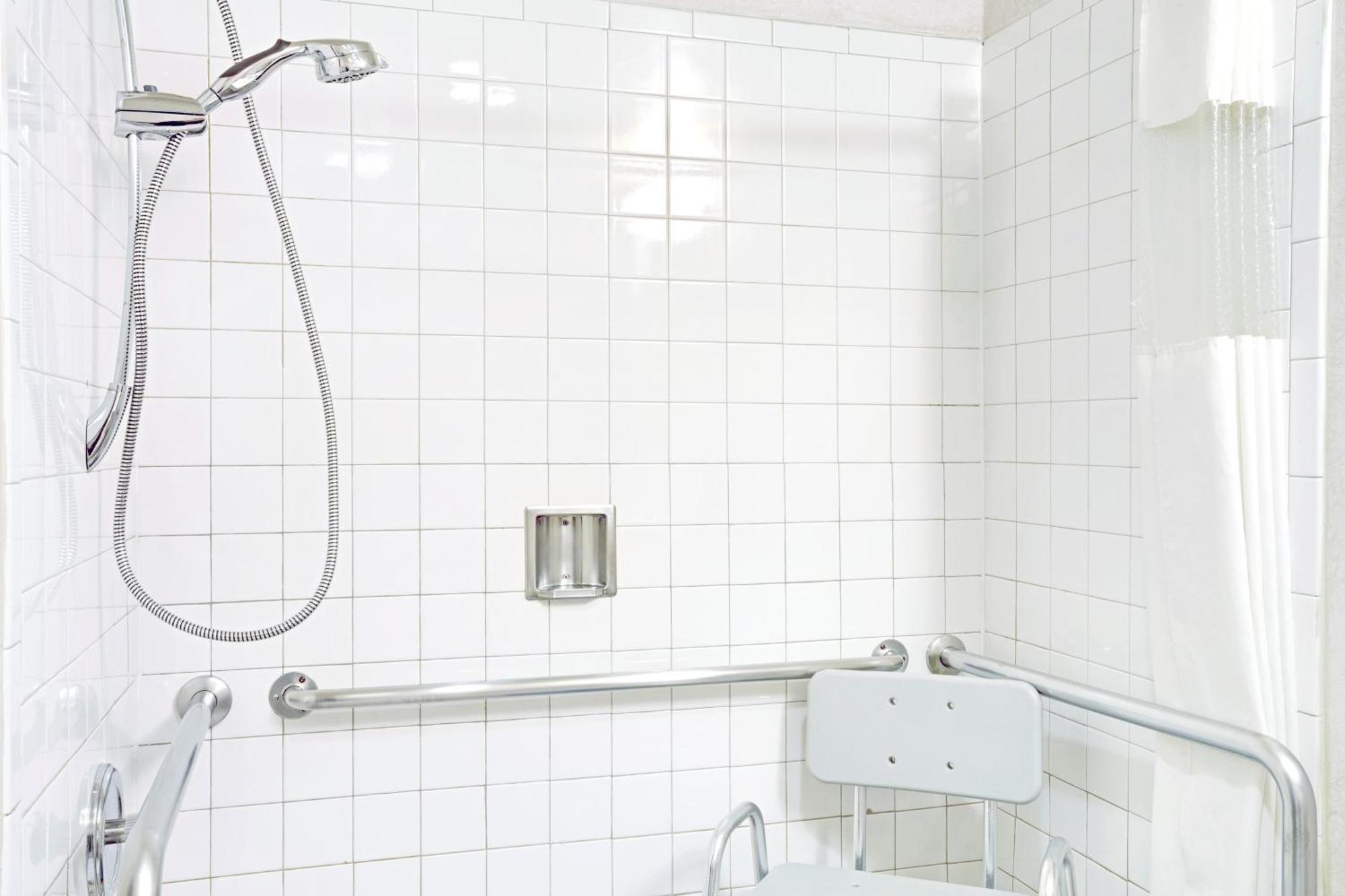 King Room Roll Shower Mobility Access or Non-Smoking